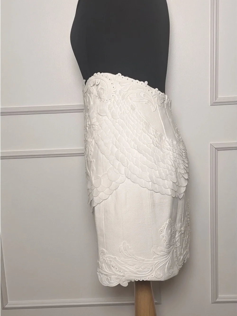 Zimmermann Tama Appliqué Filagree Mini Skirt size 2 Runway Collection Rare - Picture 13 of 15